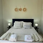 Daisy Maisonette *