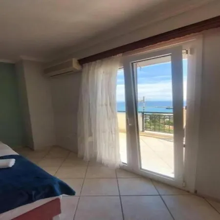Daisy Maisonette * Poros (Kefalonia)