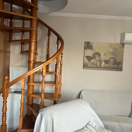Daisy Maisonette Apartment